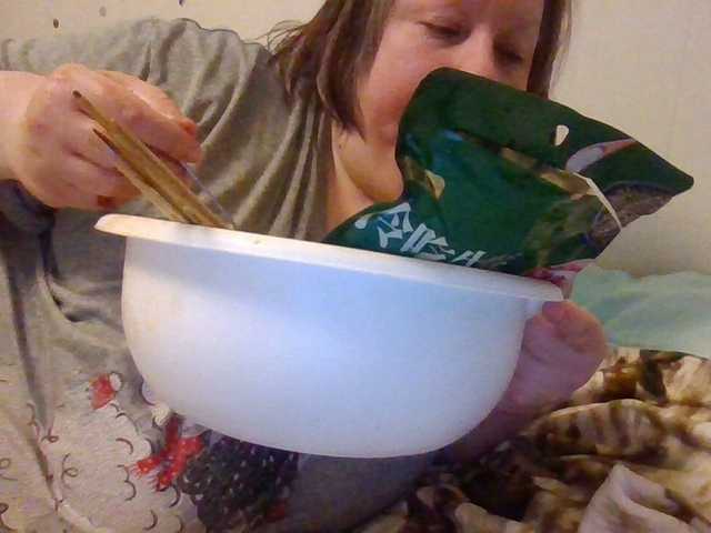 starlight1983's BongaCams show and profile