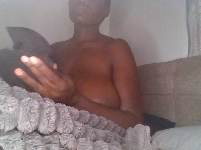 Matinah's BongaCams show and profile