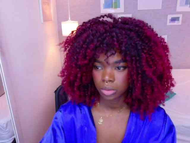 chocolatte-dreams webcam
