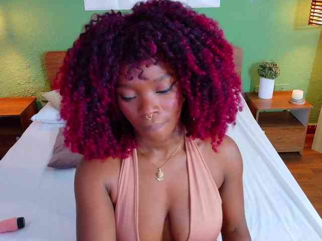 chocolatte-dreams webcam