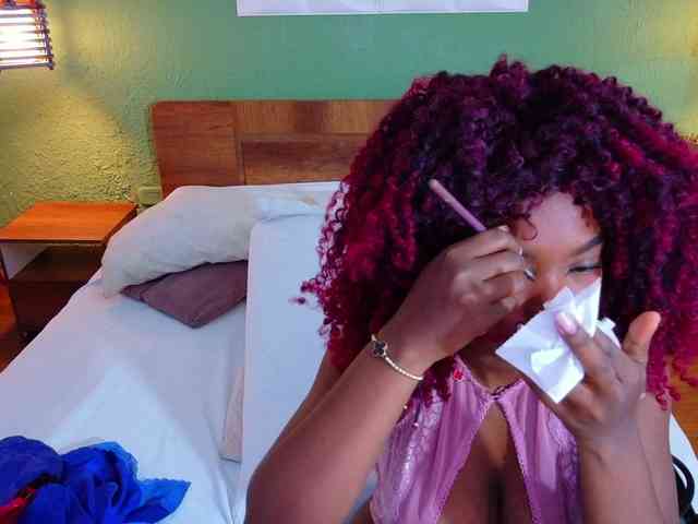 chocolatte-dreams webcam