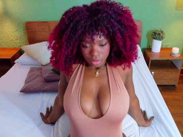chocolatte-dreams webcam