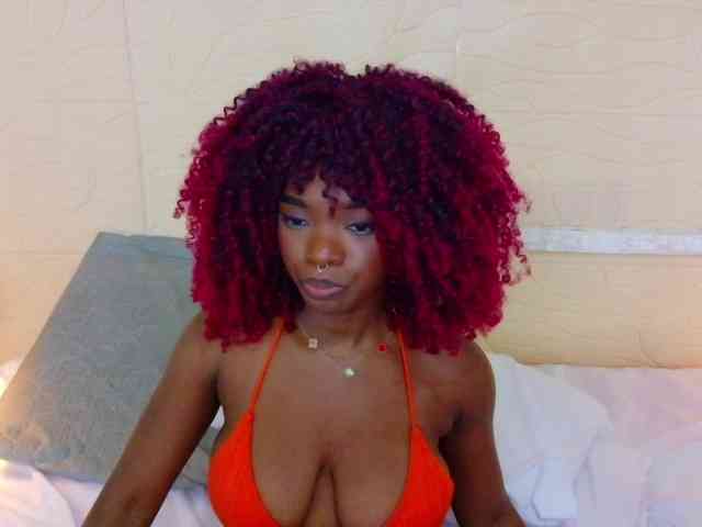 chocolatte-dreams webcam