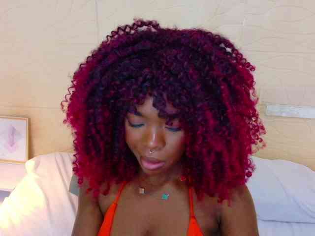chocolatte-dreams webcam