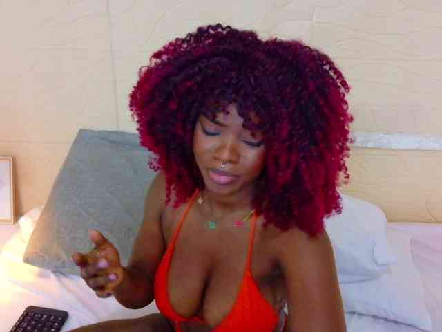 chocolatte-dreams webcam