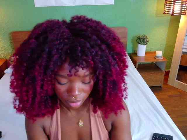 chocolatte-dreams webcam