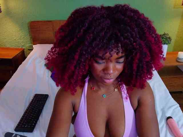 chocolatte-dreams webcam