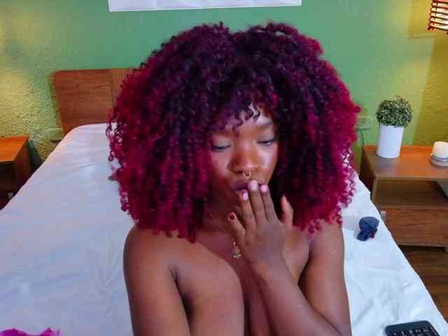 chocolatte-dreams webcam