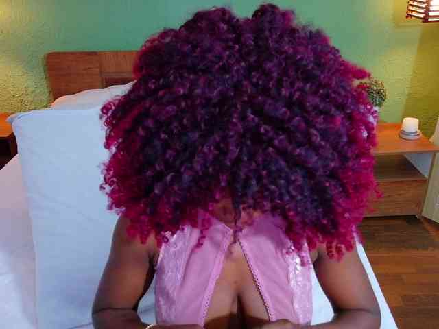 chocolatte-dreams webcam