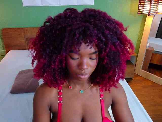 chocolatte-dreams webcam