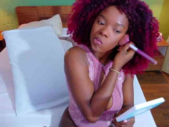 chocolatte-dreams webcam