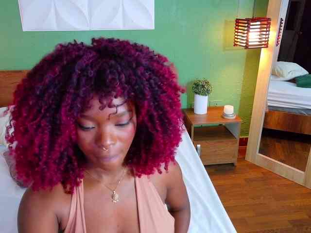 chocolatte-dreams webcam