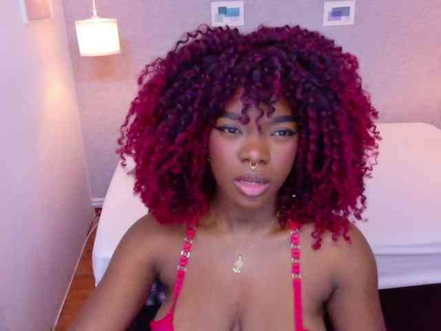 chocolatte-dreams webcam