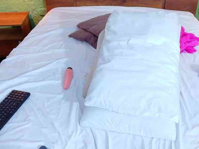 chocolatte-dreams webcam
