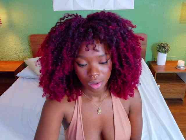 chocolatte-dreams webcam