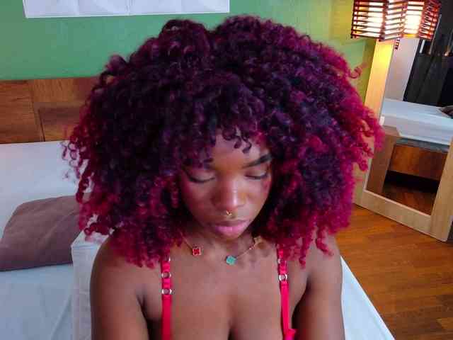 chocolatte-dreams webcam