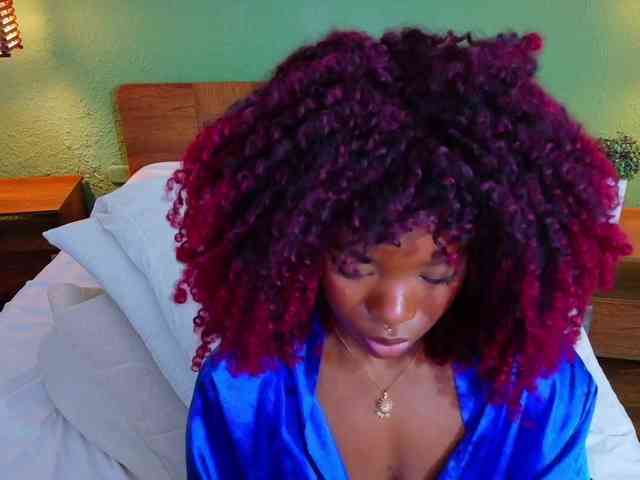 chocolatte-dreams webcam