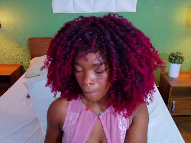 chocolatte-dreams webcam
