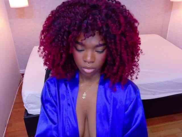 chocolatte-dreams webcam