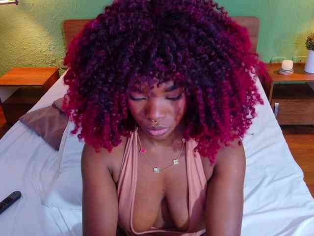 chocolatte-dreams webcam