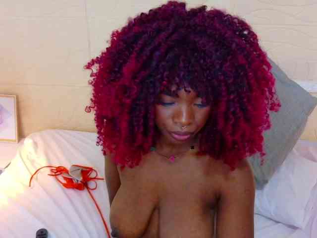 chocolatte-dreams webcam