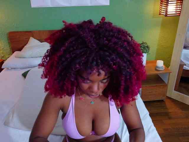 chocolatte-dreams webcam