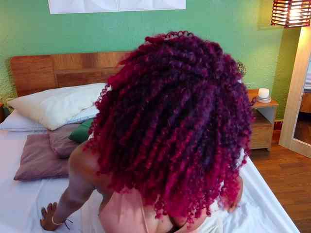 chocolatte-dreams webcam