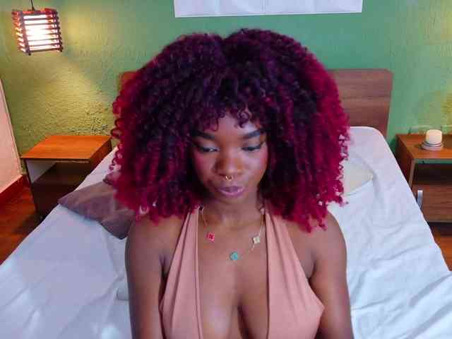 chocolatte-dreams webcam