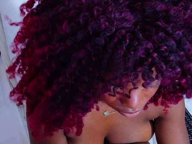 chocolatte-dreams webcam