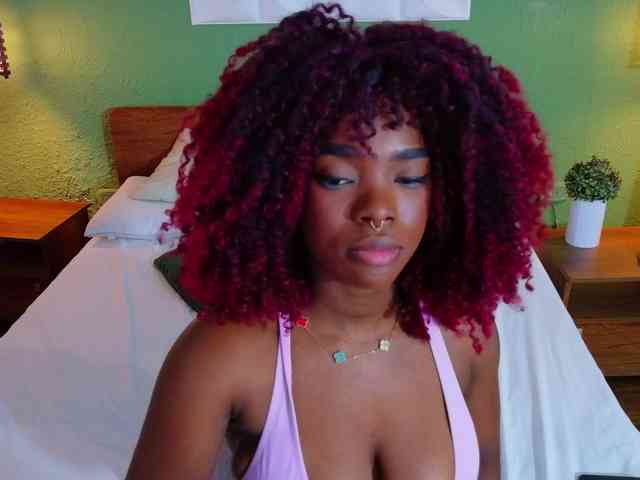 chocolatte-dreams webcam