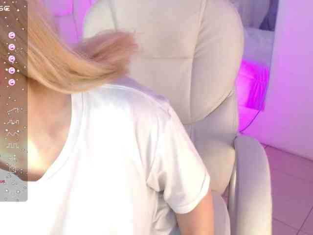 DannaFox webcam