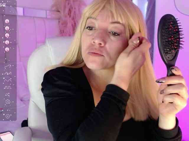 DannaFox webcam