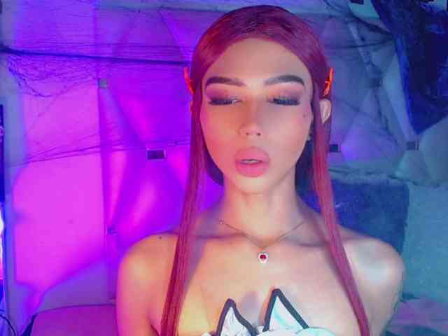 Sarahh-Sophia
