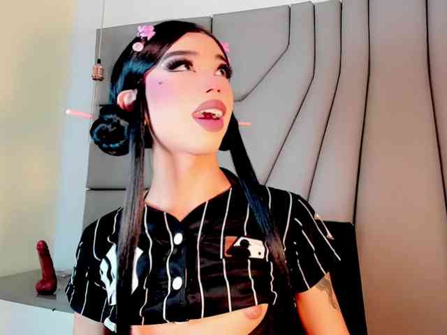 Sarahh-Sophia Live Webcam on BongaCams