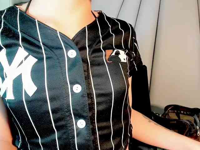 Sarahh-Sophia Live Webcam on BongaCams