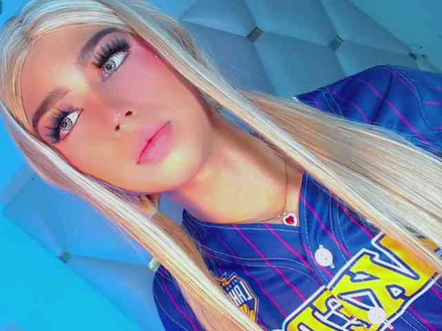 Sarahh-Sophia Live Webcam on BongaCams