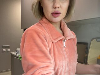 DianaBeautyX Porn Show