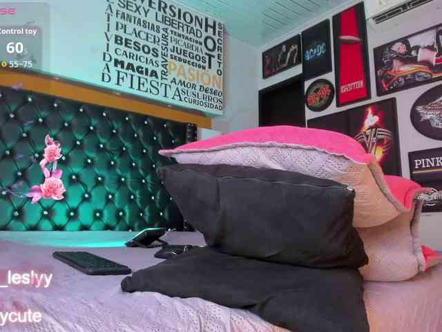 leslycutee webcam