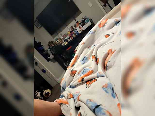 Dougiechata Live Webcam on BongaCams