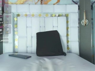 Samantha-Colins Porn Show