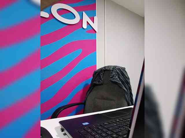 Olivia5551 webcam