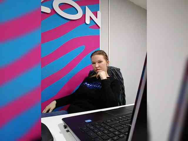 Olivia5551 webcam