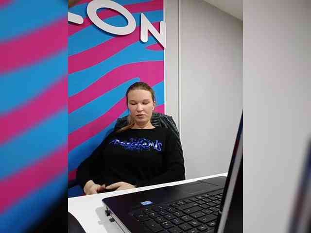 Olivia5551 webcam