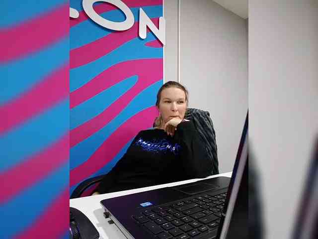 Olivia5551 webcam