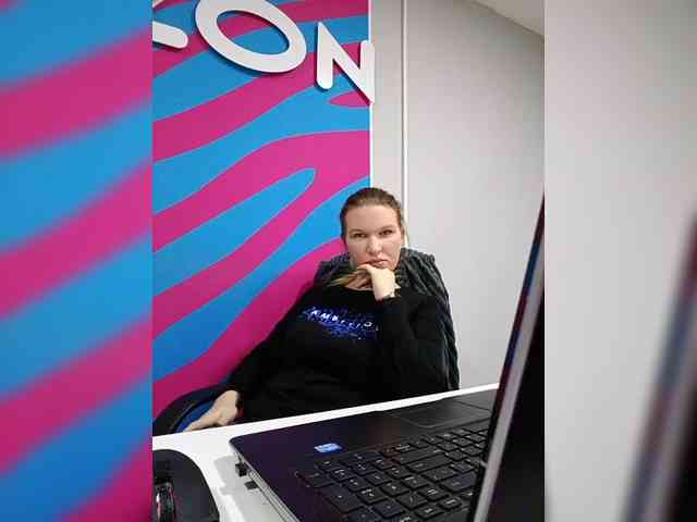 Olivia5551 webcam