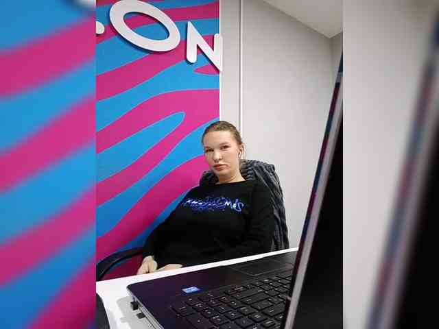 Olivia5551 webcam