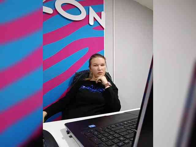 Olivia5551 webcam