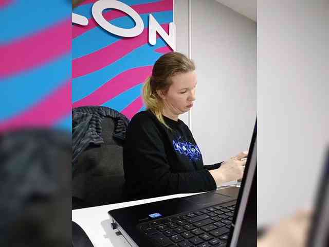 Olivia5551 webcam
