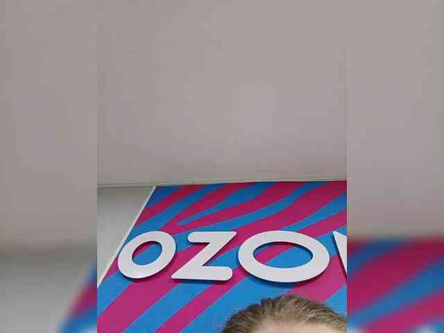 Olivia5551 webcam