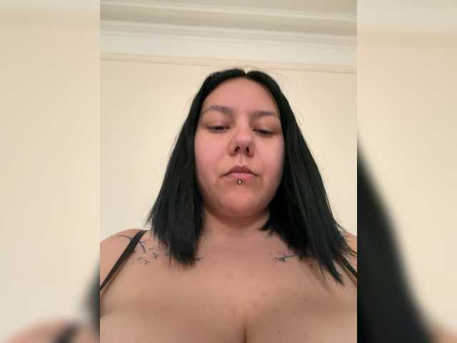 Carlottinahot's BongaCams show and profile